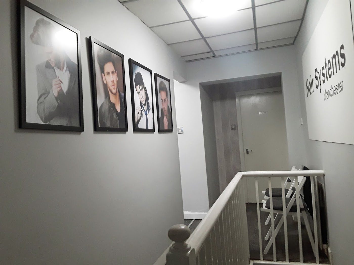 The upstairs corridor