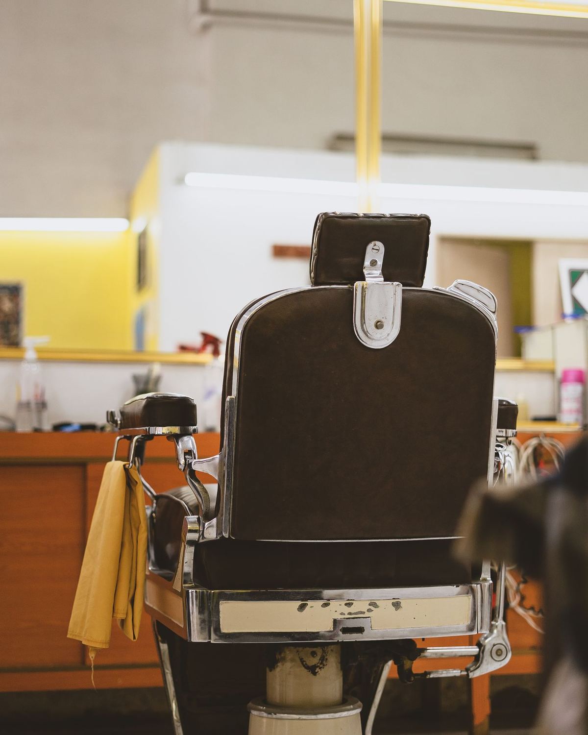 A barber's chair and counter